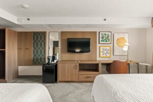 London+Room+218+-0045